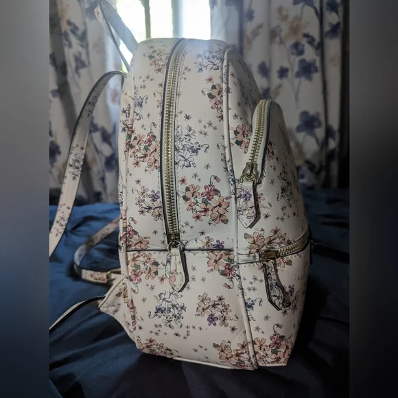 PU leather mini backpack - Picture 2 of 8